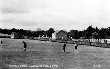 Public Park Putting Green - 1957 - Valentine & Sons, Ltd., Dundee & London - Card No. B.5763